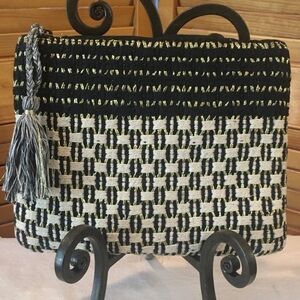 Cotton and Metallic Yarn Clutch